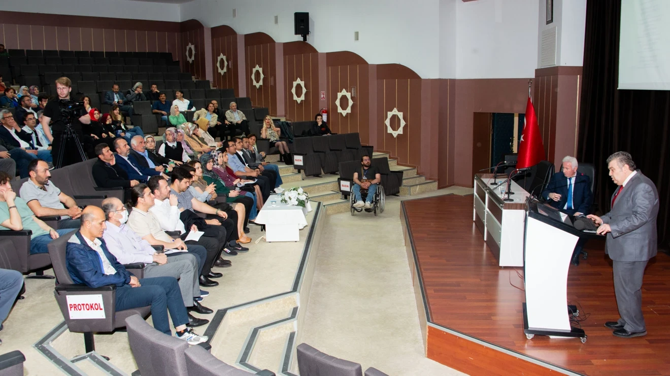 Selçuk Üniversitesinde ‘Resmi Yazışma Kuralları Eğitimi’ verildi